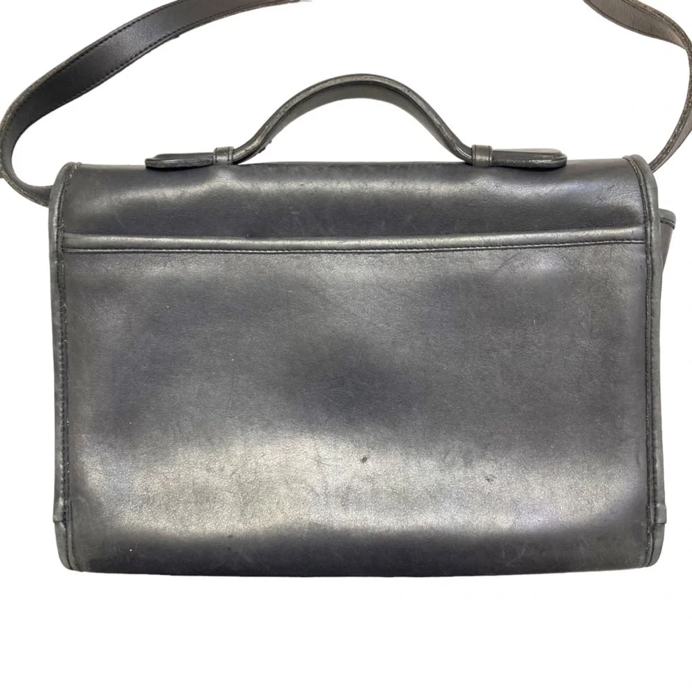 Coach vintage rare black leather avenue shoulder crossbody messenger bag